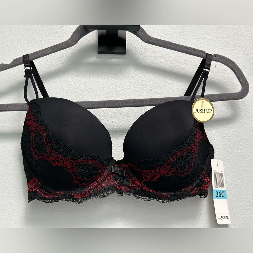 NWT Felina F5216 Embroidered Lace trimmed contour underwire bra 36C